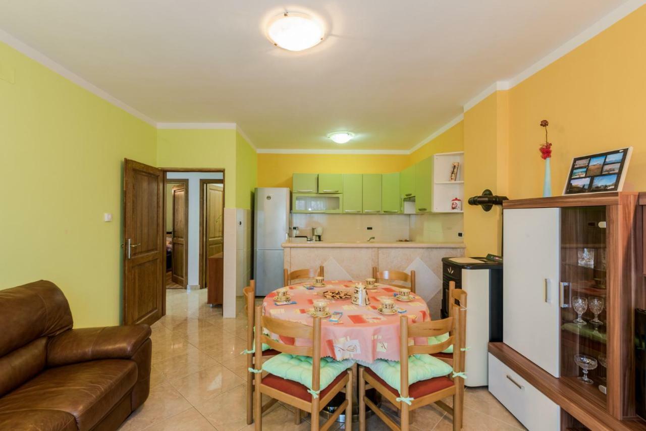 Victory Ravni Apartment Exterior photo